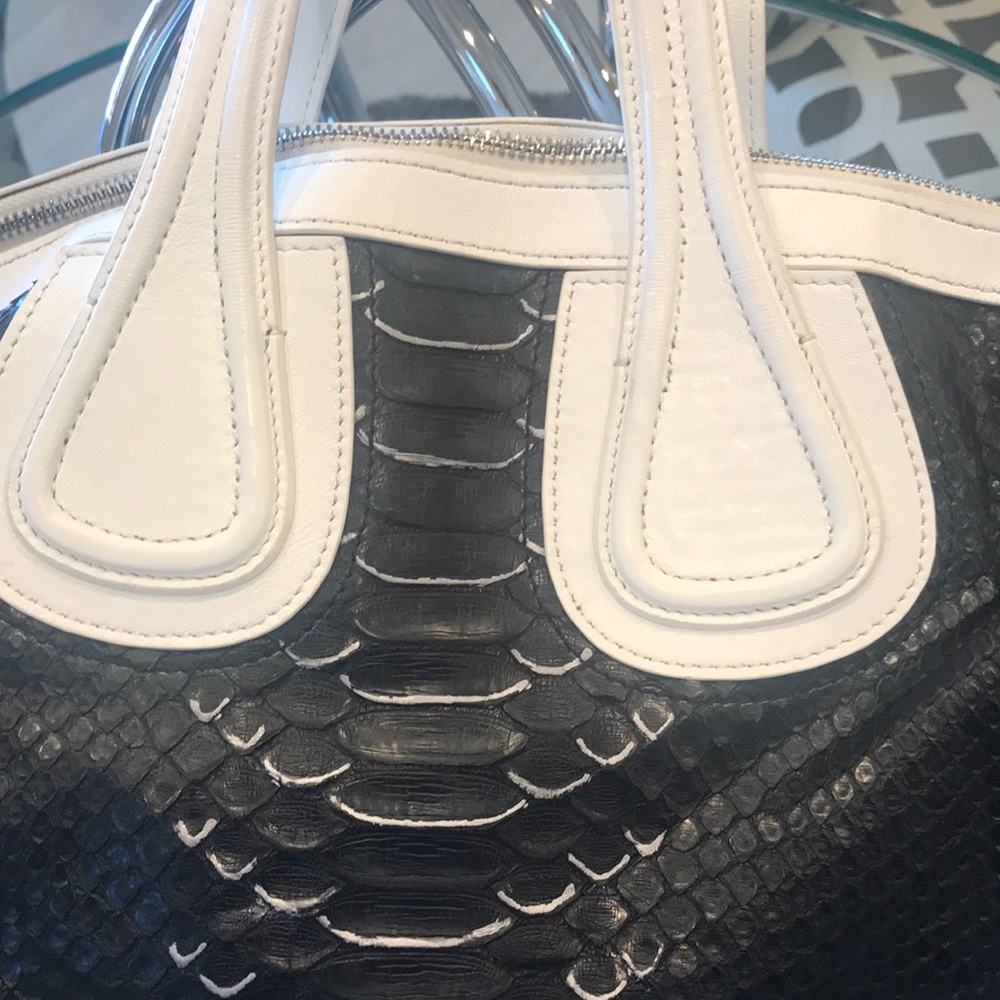 Black and white python leather bag - Picture 2 of 6